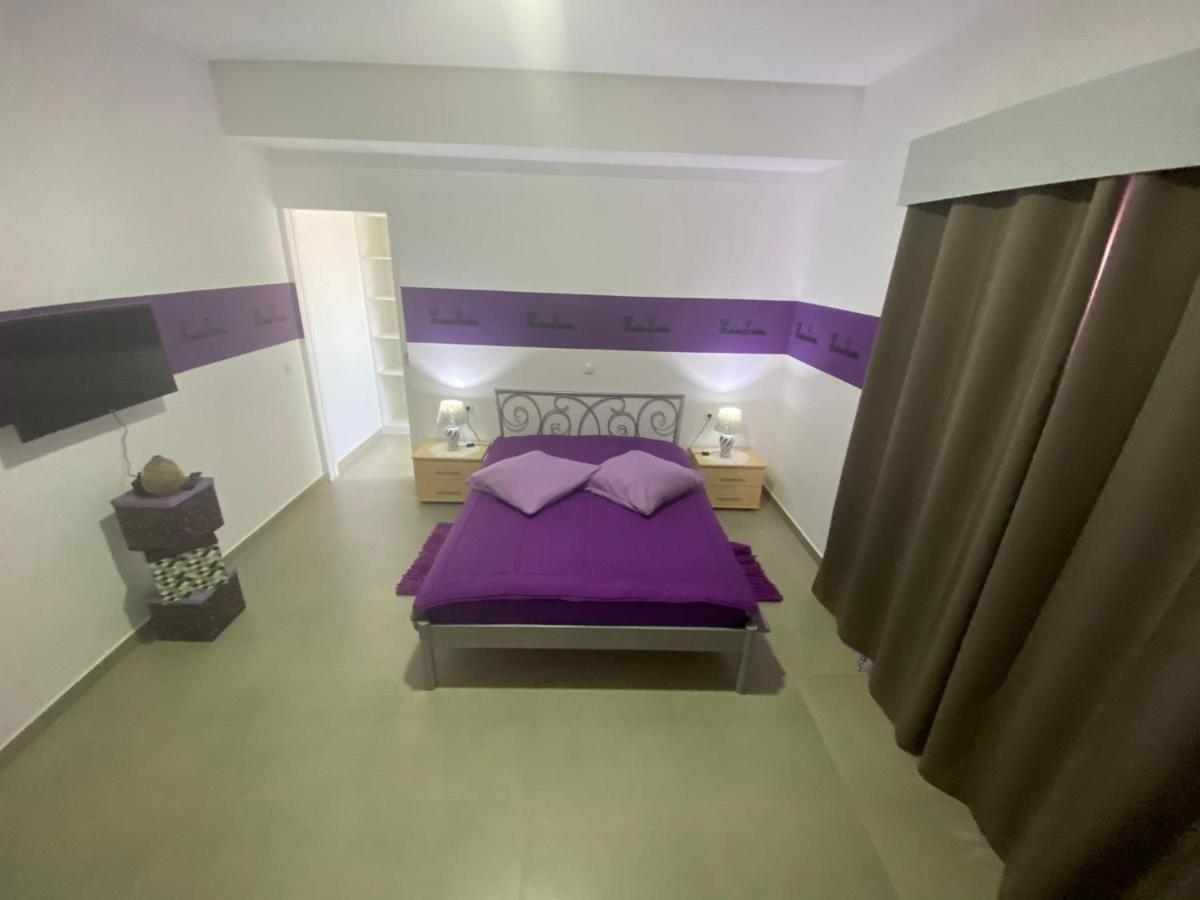 Bed and Breakfast kleine schweiz - LAFAYETTE Espargos Exterior foto