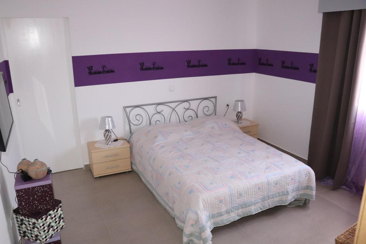 Bed and Breakfast kleine schweiz - LAFAYETTE Espargos Exterior foto