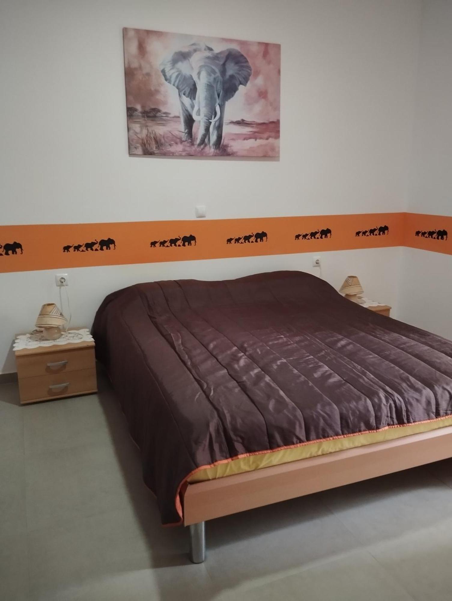 Bed and Breakfast kleine schweiz - LAFAYETTE Espargos Exterior foto